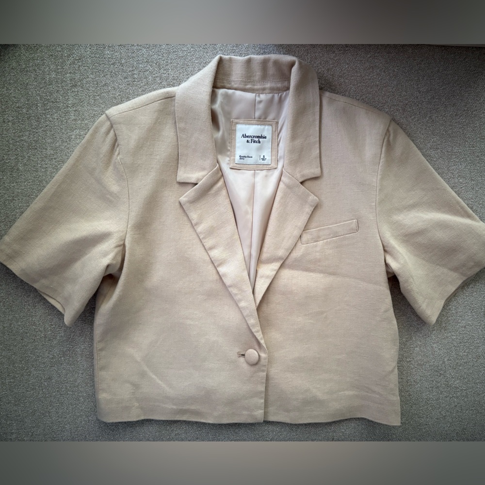 Abercrombie Beige Cropped Blazer